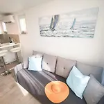 Rita - Sea-view 2plus1 Тучепи